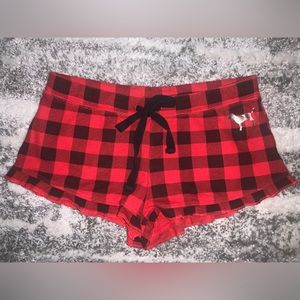 Victoria’s Secret Pink! Buffalo plaid pajama shorts
